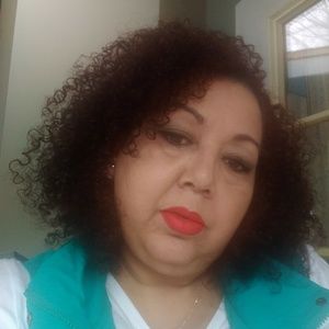 Meet your Posher, Rosaura